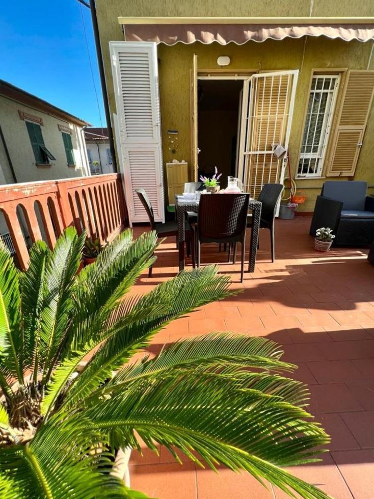 La Casa Di Ele, Parcheggio Privato Gratuito Apartment Специя Екстериор снимка